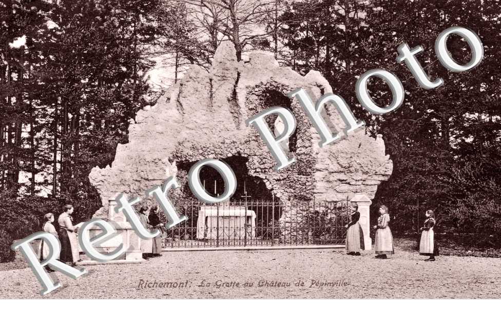 Grotte au Chateau de Pepinville