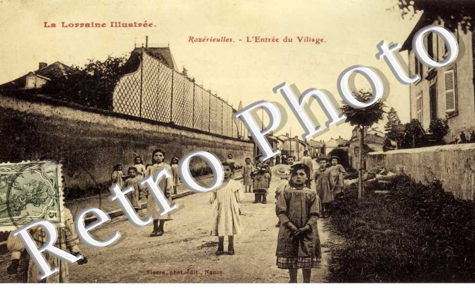 l&#039;entree du village