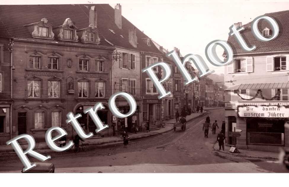 Vue Interieure, "Nous remercions notre Fuhrer"