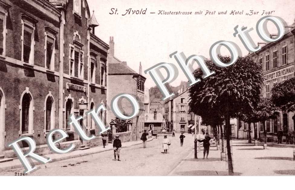 Klosterstrasse mit Pest und Hotel "Zur Fost"