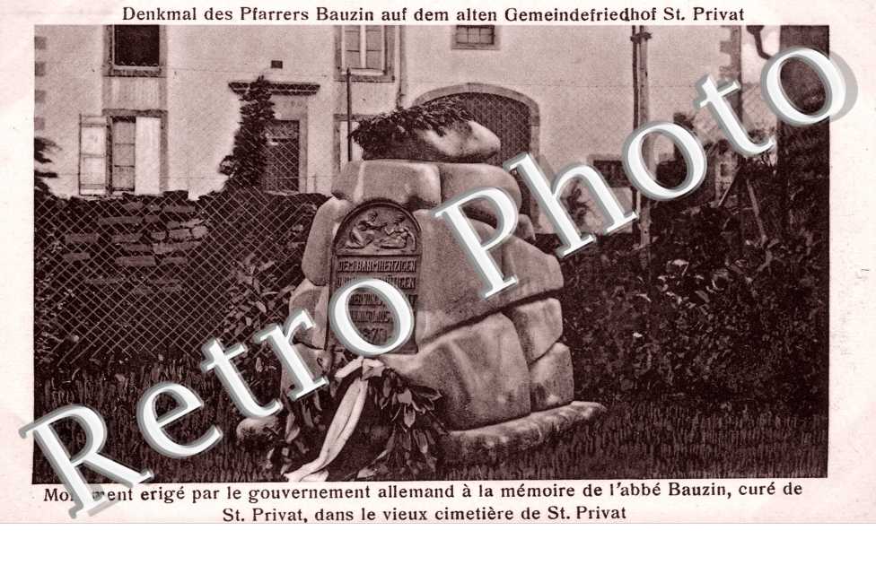 Denkmal des Pfarres Bauzin auf dem alten Gemeindefriedhof Saint-Privat