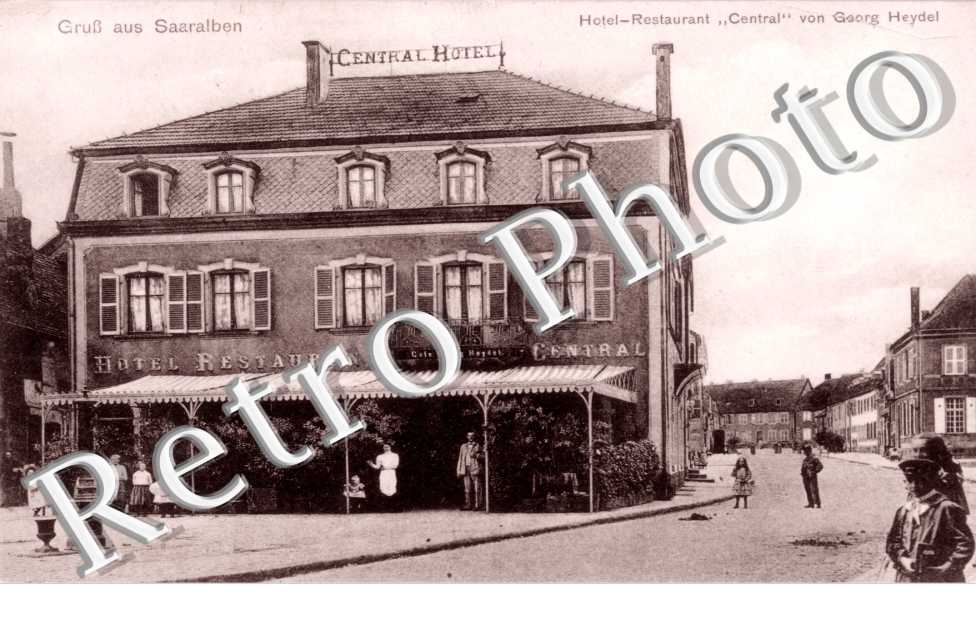 Hotel Restaurant "Central" von Georg Heydel
