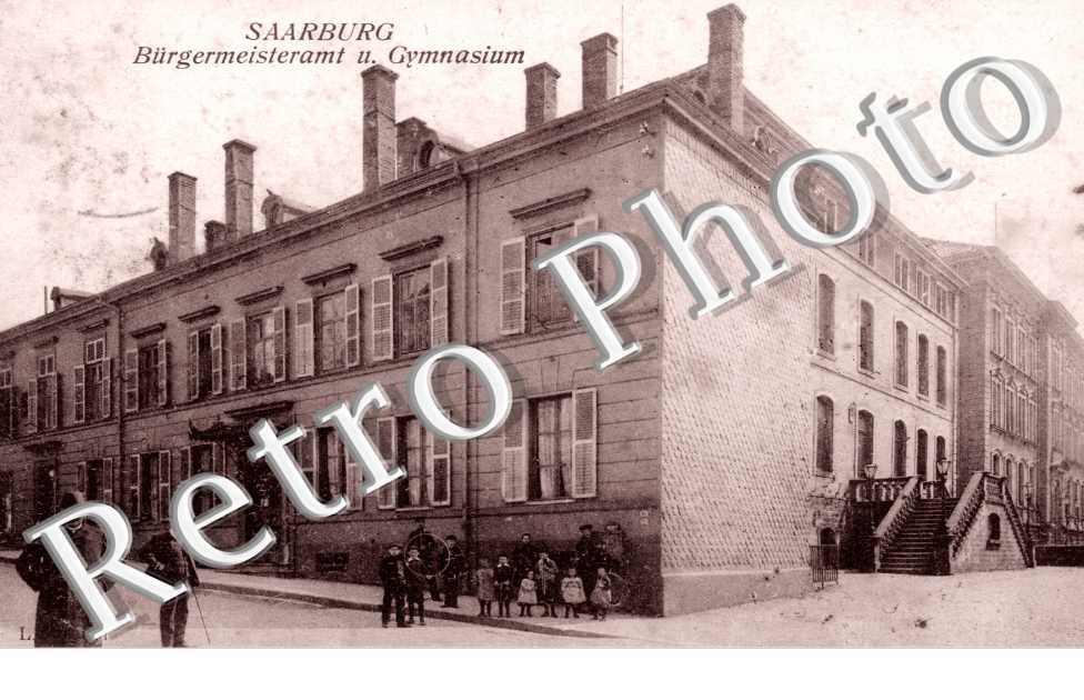 Burgermeisteramt u. Gymnasium