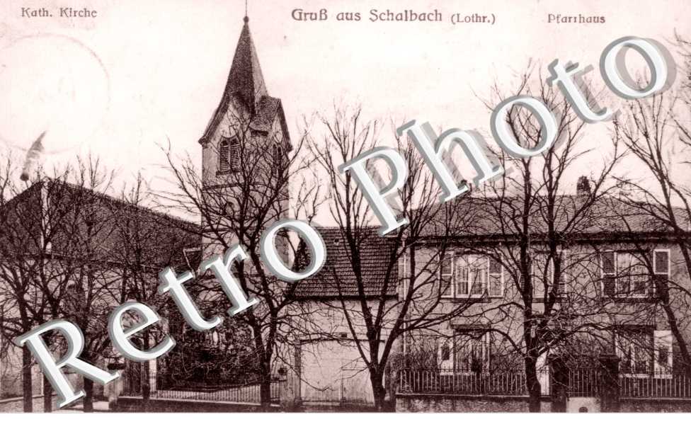 Kath. Kirche - Pfarrhaus