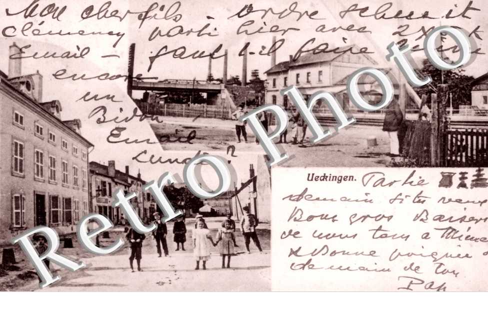 la gare et une rue