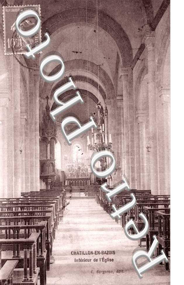 interieur de l'eglise