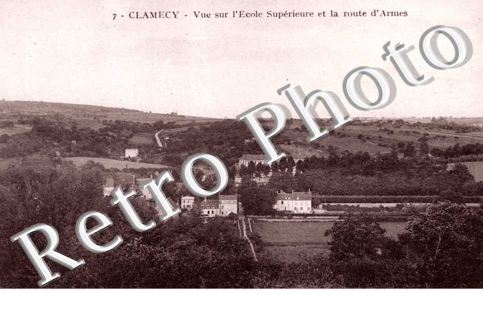 Ecole Superieure et Route d&#039;Armes