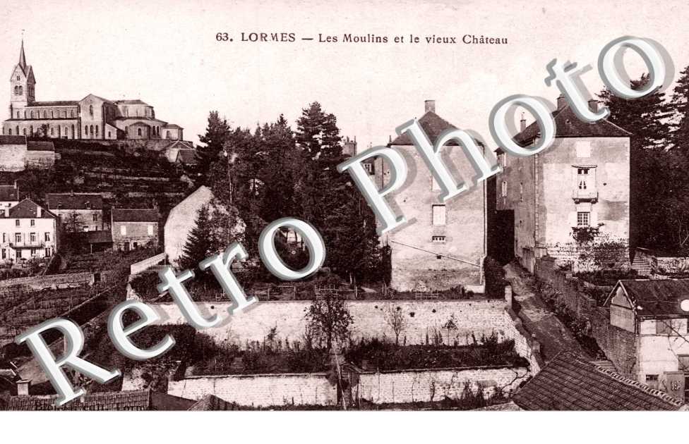 Les Moulins et le vieux Chateau