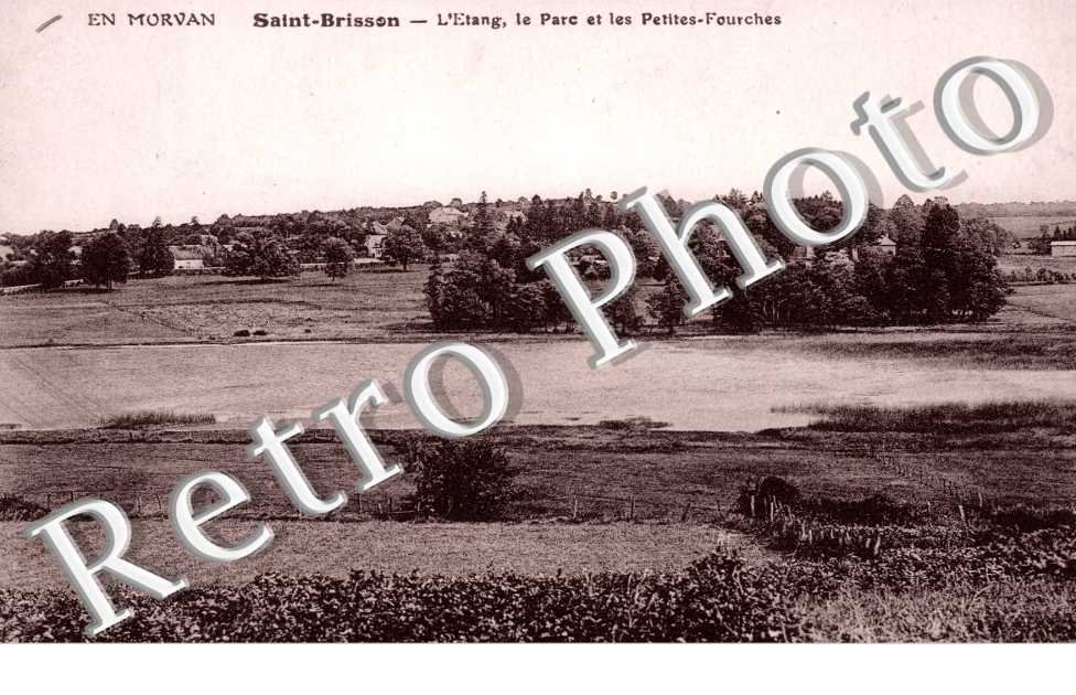 l&#039;etang, le parc et les Petites-Fourches