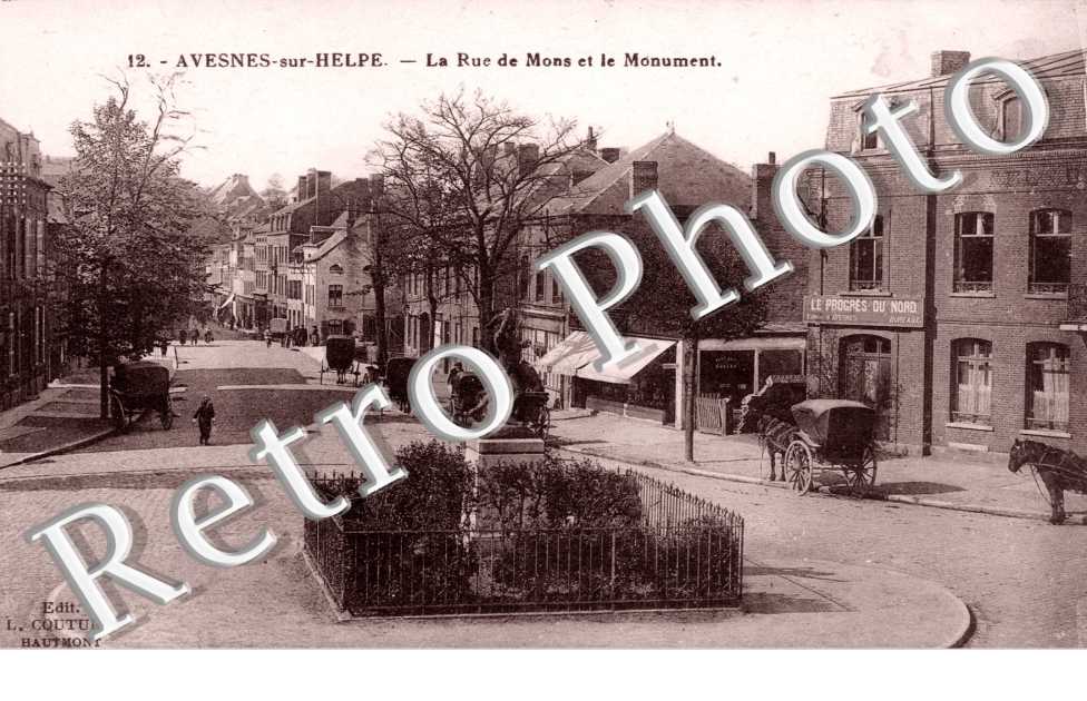 La rue de Mons et le monument