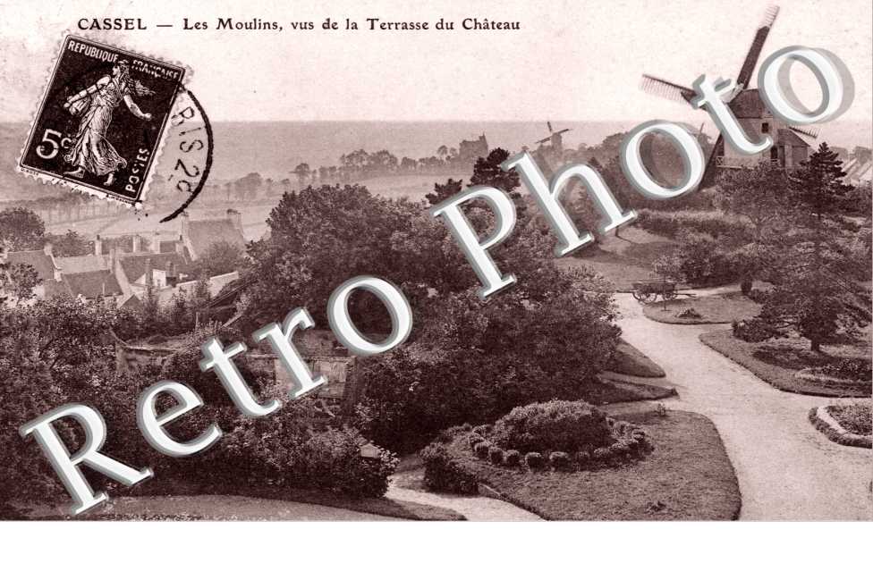 Les moulins, vus de la terrasse du chateau