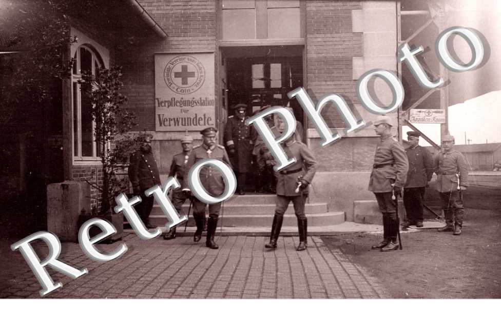 la gare avec militaires allemands
