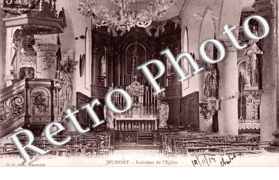 Interieur de l&#039;eglise