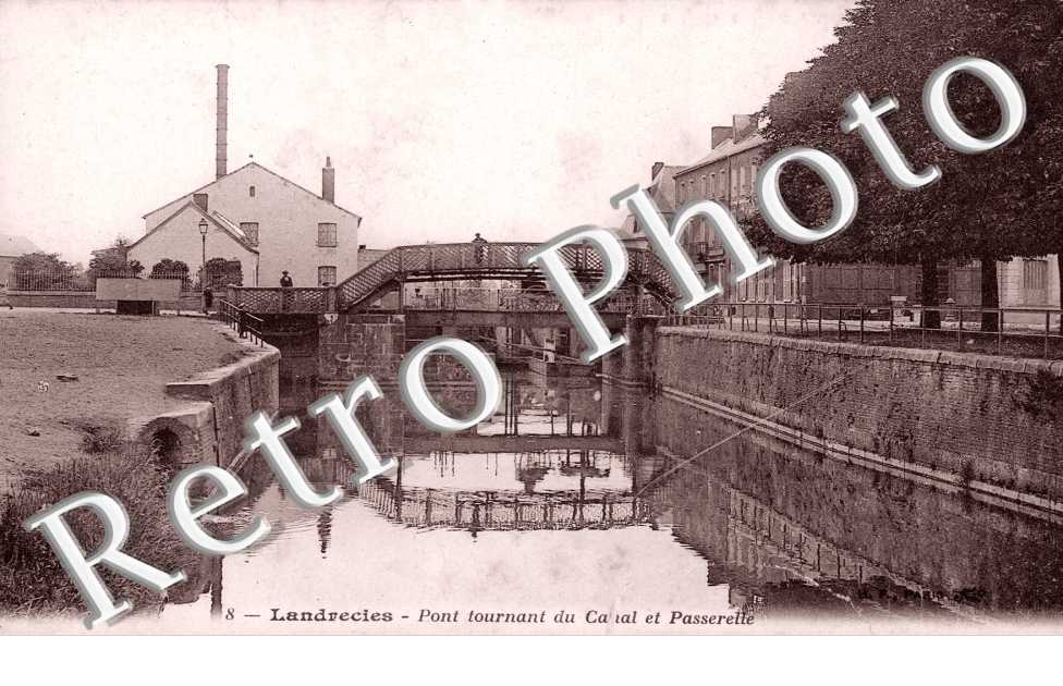 Pont tournant du Canal et Passerelle