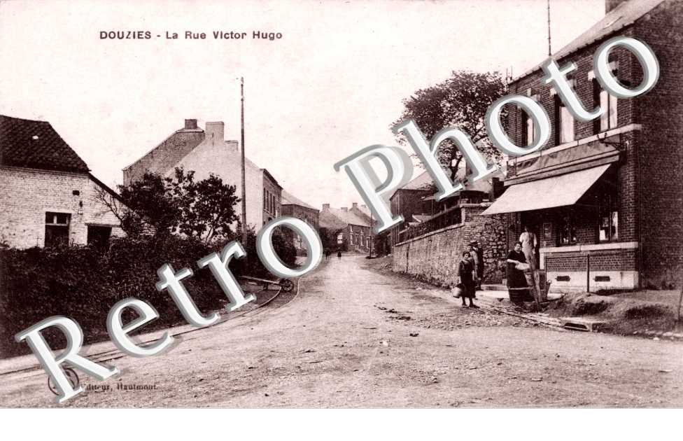 Douzies -   Rue Victor Hugo