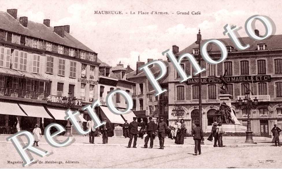 la place d'armes -  grand cafe