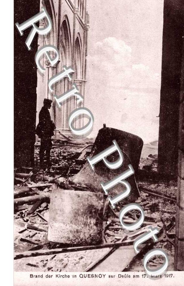 Eglise en ruines - Cloche