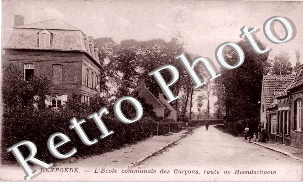 L&#039;ecole communale des garcons, route de Hoondschoote