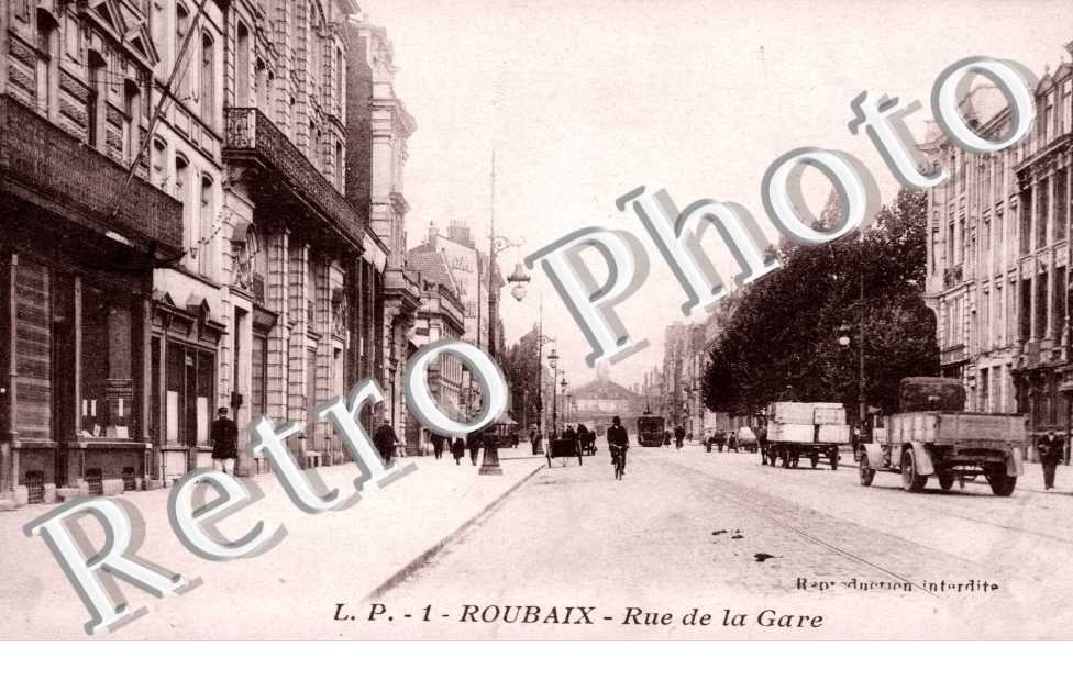 LA RUE DE LA GARE