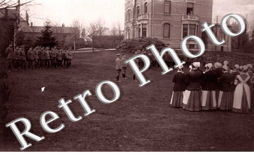 revue militaire