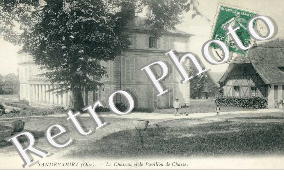 le Chateau et le Pavillon de Chasse