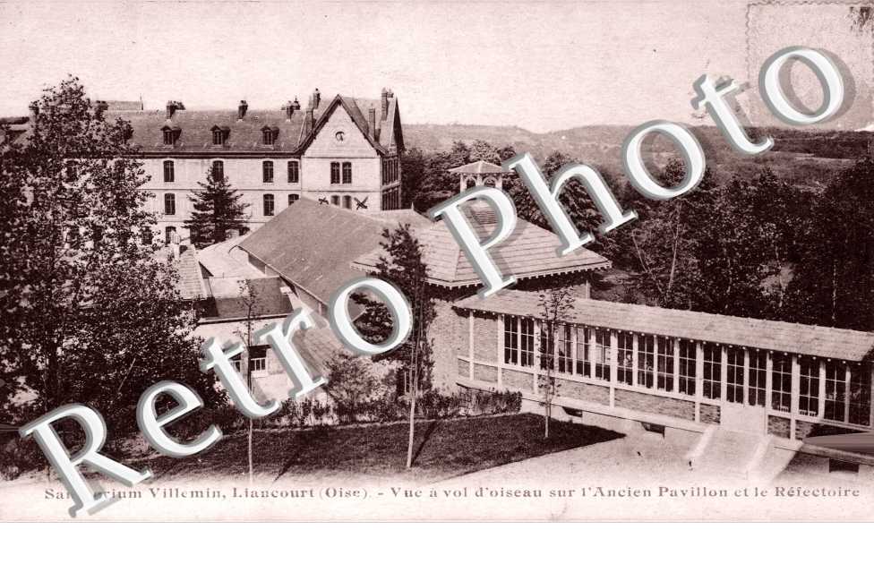 Vue a vol d'oiseau sur l'Ancien Pavillon et le refectoire
