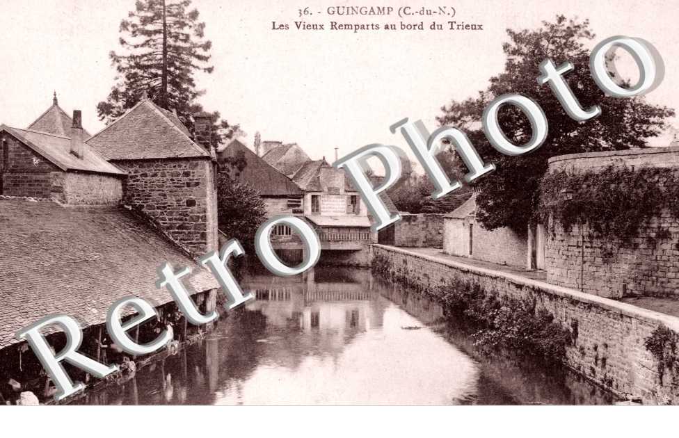 Le Vieux Remparts au bord du Trieux