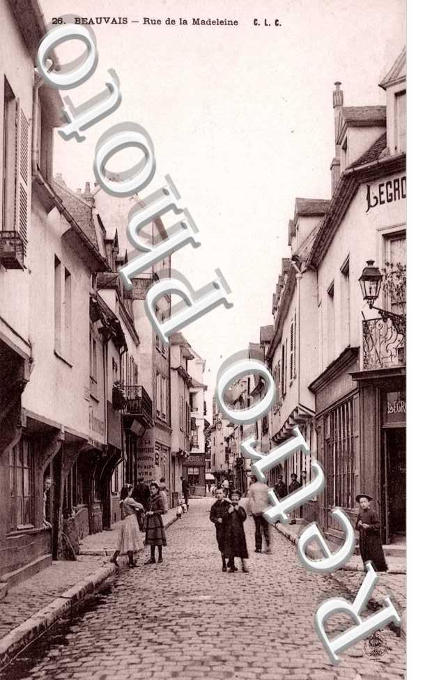 La Rue de la Madeleine