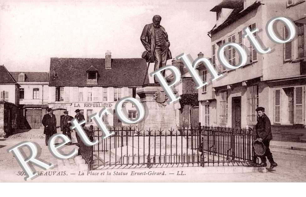 la Place et la Statue Ernest Gerard