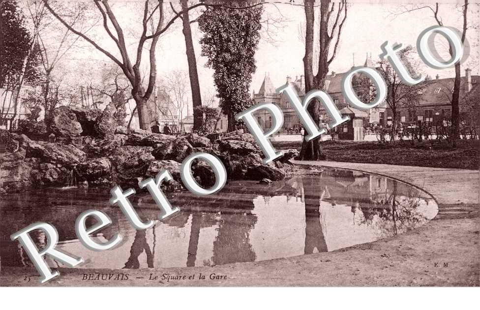le square et la gare