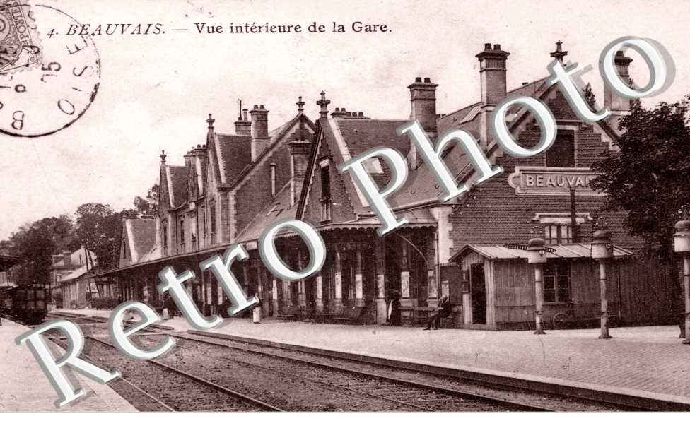 Vue Interieure de la Gare