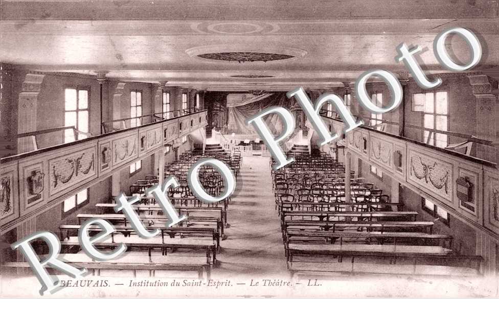 Institution du Saint Esprit - le theatre