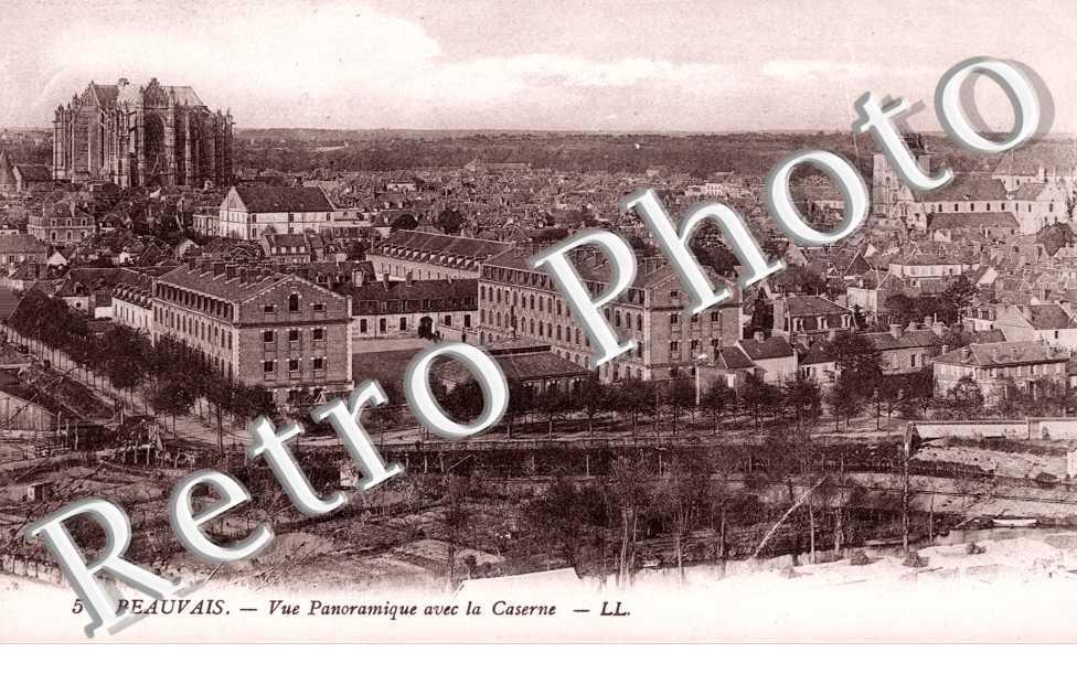vue panoramique avec la Caserne