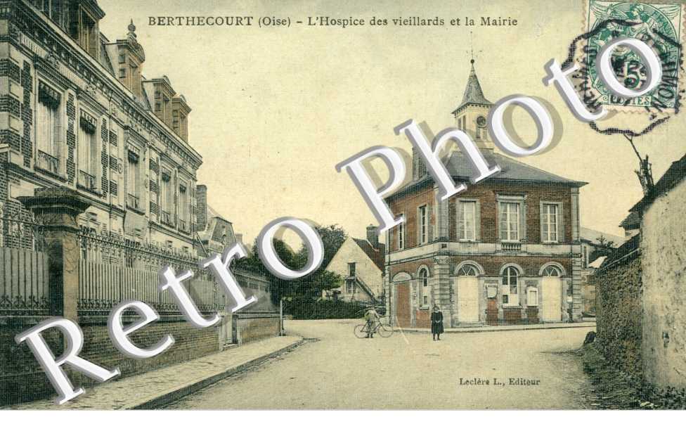 l'hospice des vieillards et la mairie