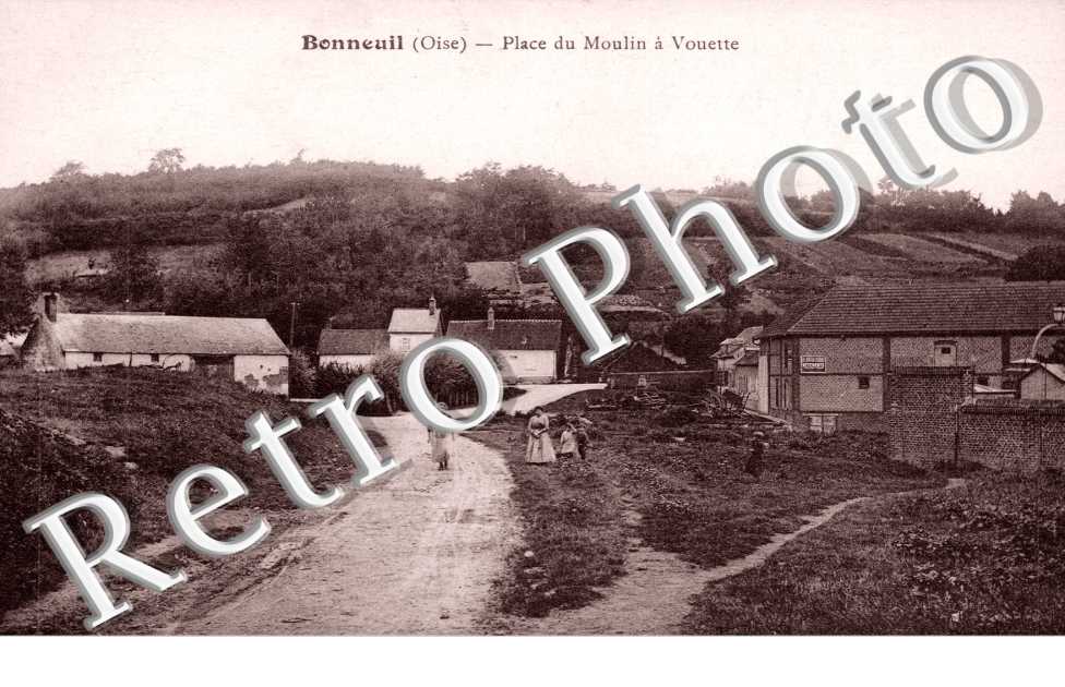 Place du moulin a Vouette