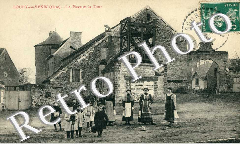 La place et la tour