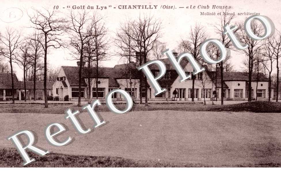 Le Golf, Club House