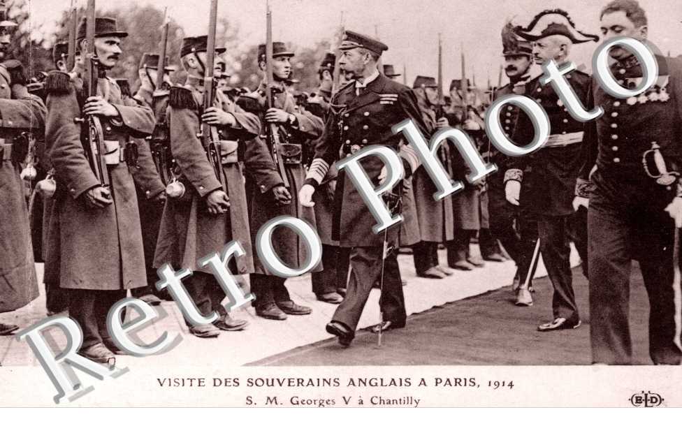 Visite des souverains anglais S M Georges V a Chantilly 1914