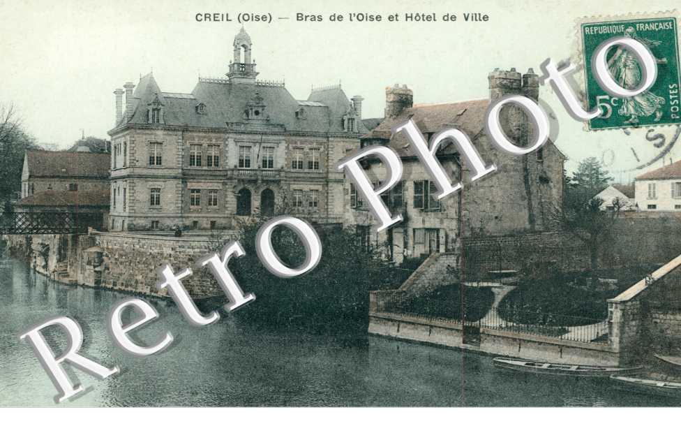 Bras de l'Oise et l'hotel de ville