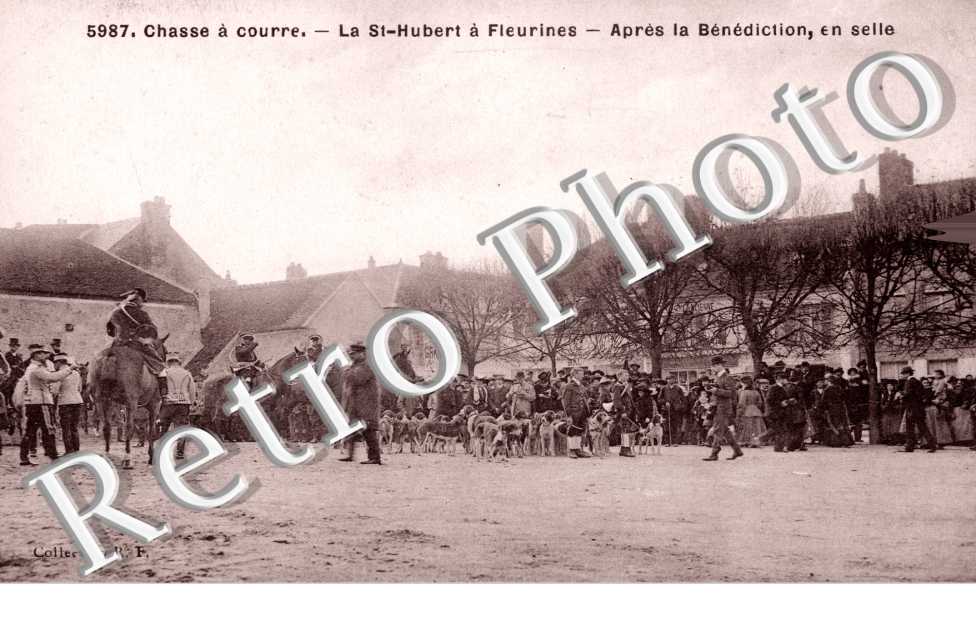 chasse a courre, la Saint-Hubert a Fleurines, apres la benediction, en selle