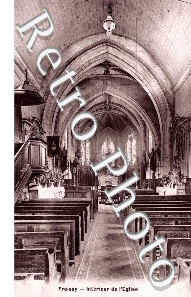 Interieur de l'eglise