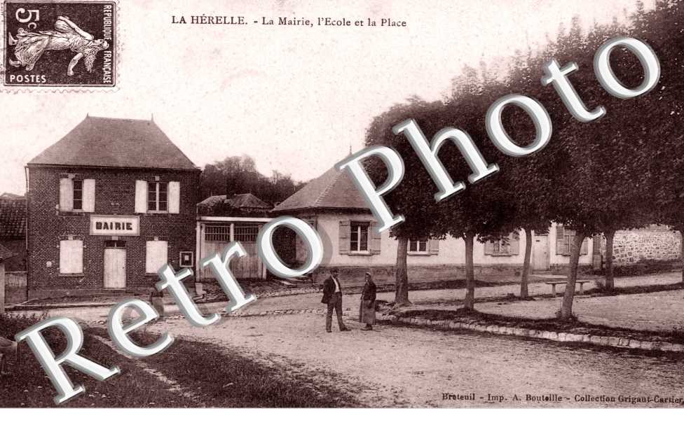 la mairie l'ecole et la place