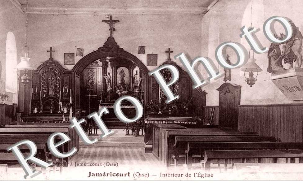 Interieur de l'eglise