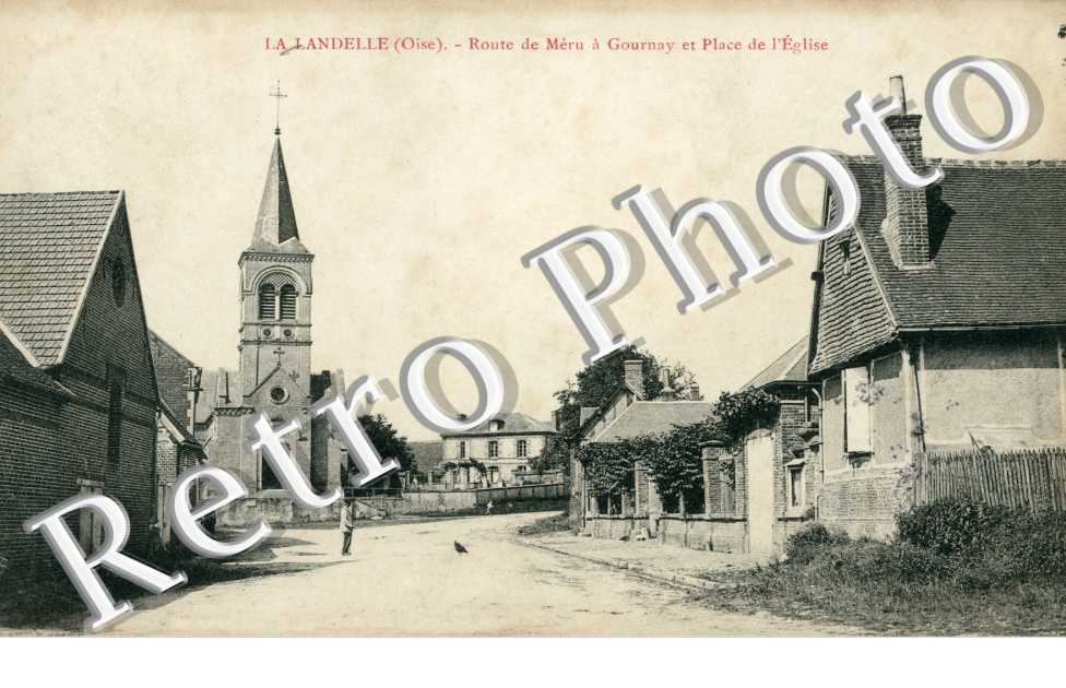 route de meru et place de l'eglise