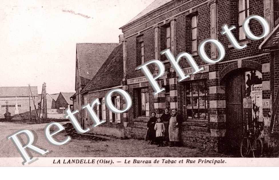 le bureau de tabac et rue principale