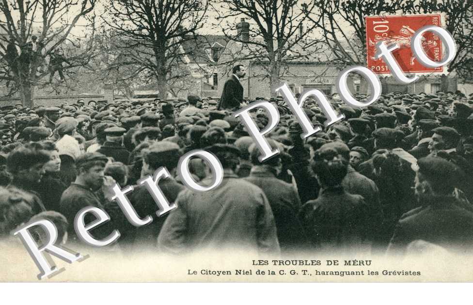 le citoyen Niel de la CGT, haraguant les grevistes