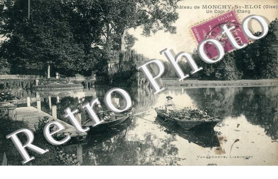 Le Château - Un coin de l'Etang