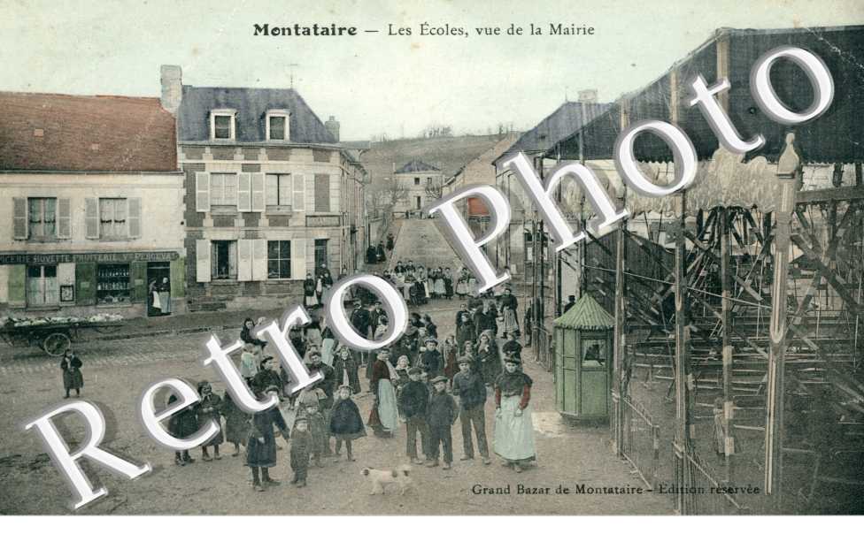 les ecoles vue de la mairie