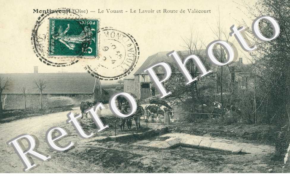 Le Vouast, Le Lavoir et Route de Valecourt