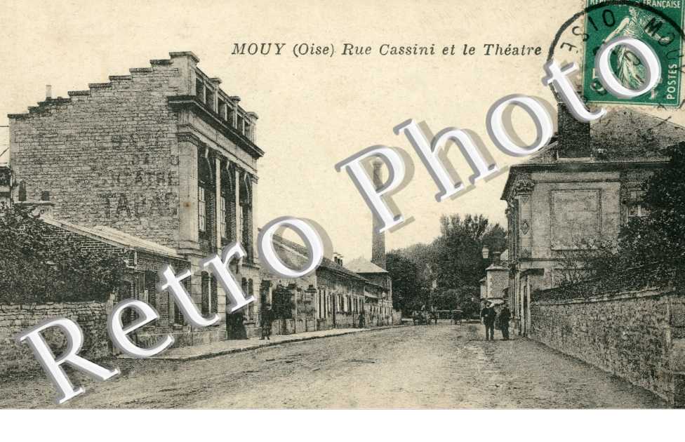 Rue Cassini et le Theatre